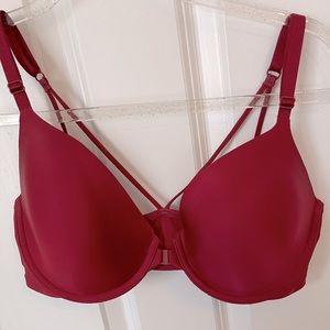 Victoria’s Secret bra 36 D front closing lightly lined